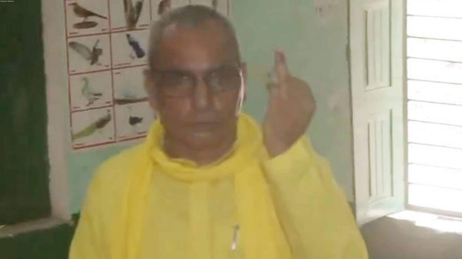 UP Minister Om Prakash Rajbhar casts his vote in Ballia, appeals to people to 
